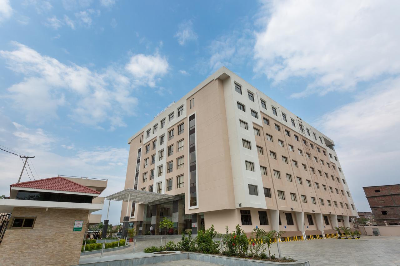 Classic Grande,A Member Of Radisson 임팔 외부 사진